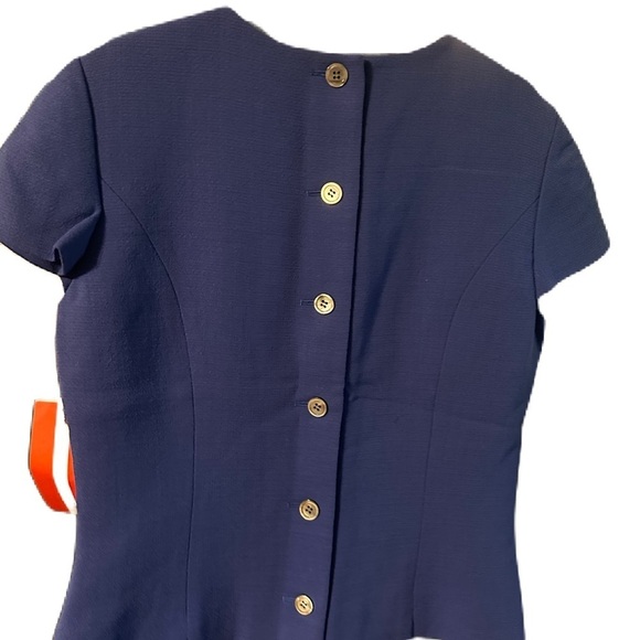 Nina Mclemore size 4 top. Buttons down back. Lined - Picture 3 of 7